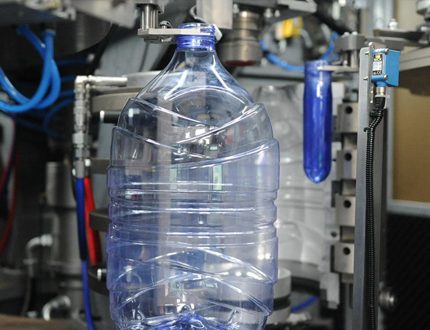 超大瓶吹瓶機(jī)